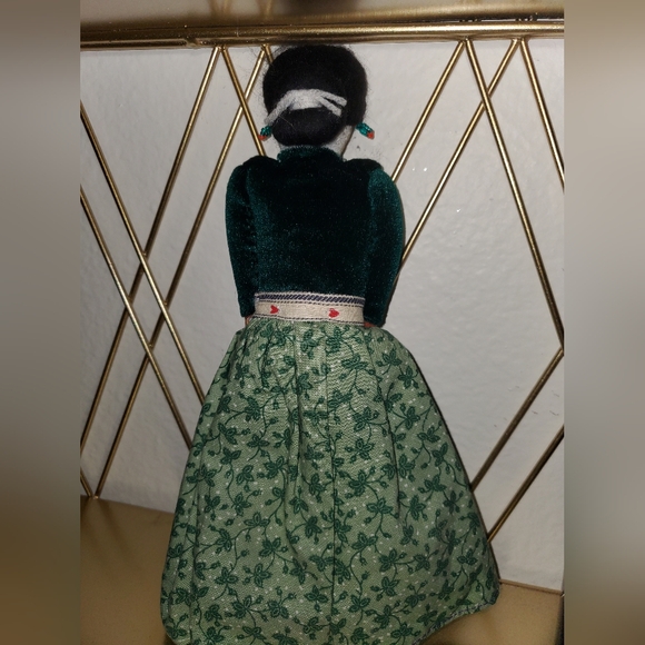Native American doll 10" tall excellent condition - Picture 3 of 16
